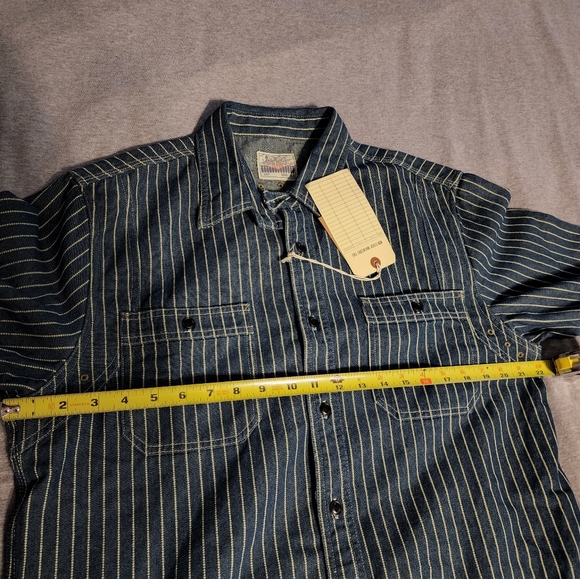 Large Denim tailored railroad button down - Picture 6 of 6